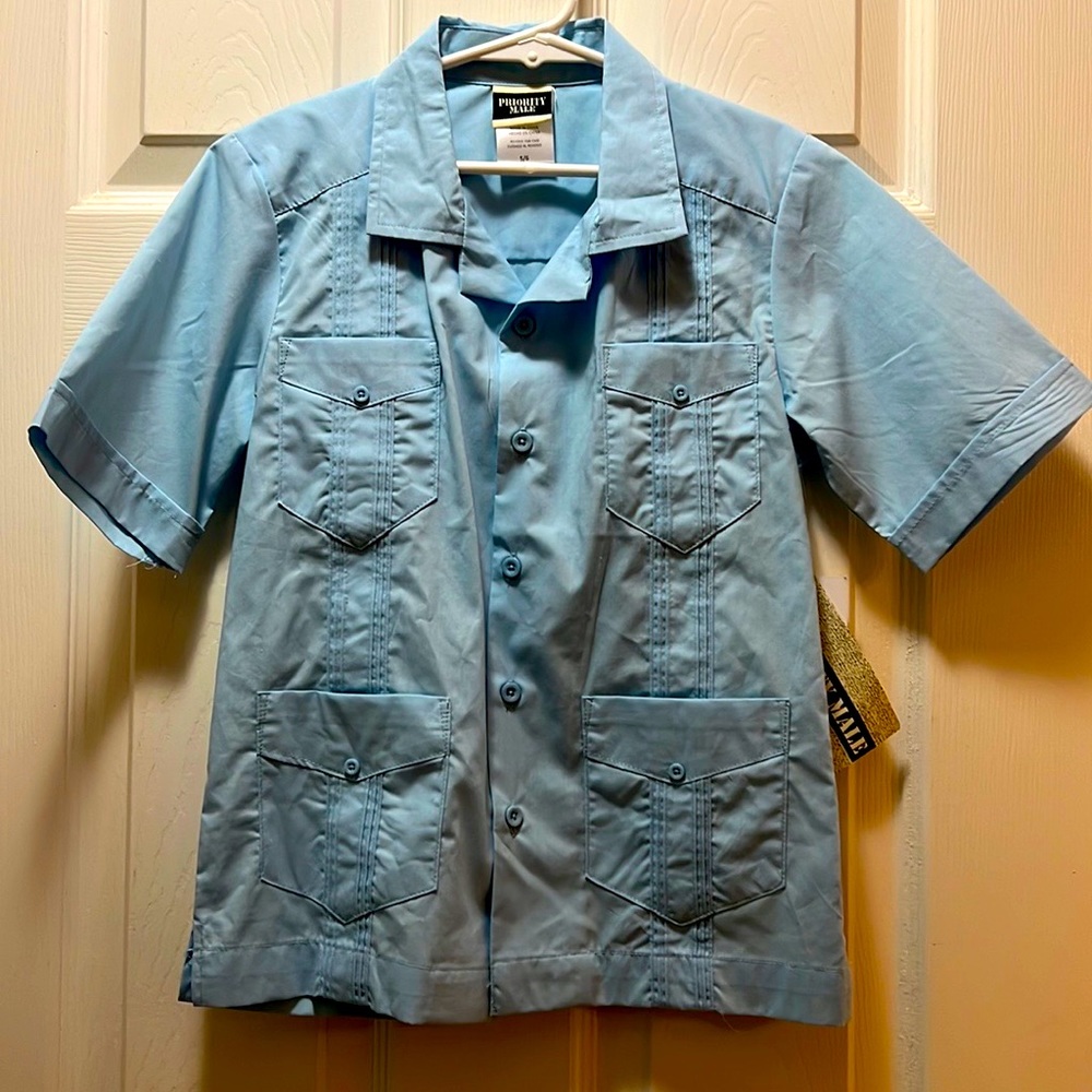 Boys Guyabera shirt NEW 5/6 baby blue Father’s Day Holiday Easter match